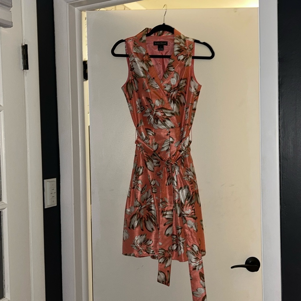 Jessica Howard Coral Floral Sleeveless Wrap Mini Dress